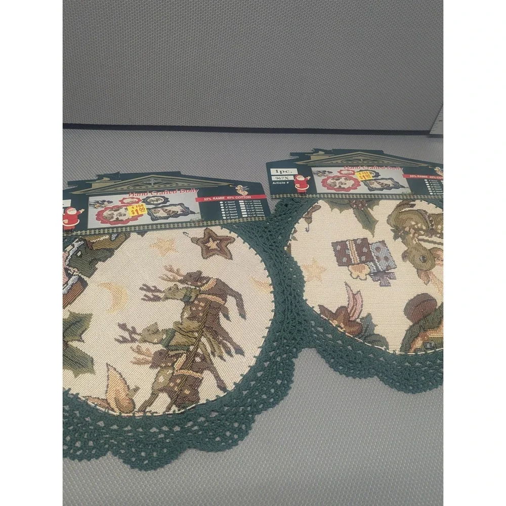 Set of 2 Vintage Christmas Tapestry Doilies Green Crochet Lace 14